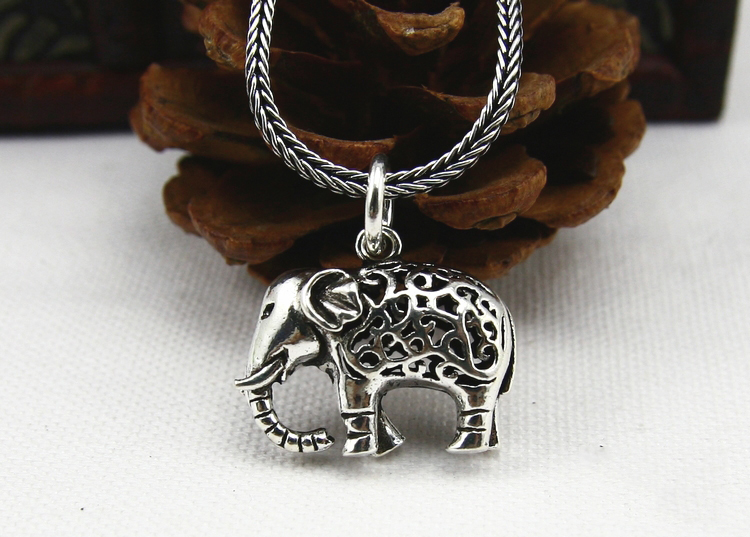 Thai Sterling Silver Elephant Pendant With No Chain